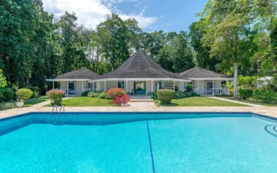 Maison à Ocho Rios, 4 chambres, piscine, plage privée