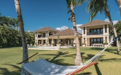 Villa à Punta Cana, 6 chambres, piscine, bord de plage