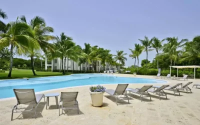 Appartement à Punta Cana, 4 chambres, piscine, golf, salle de sport